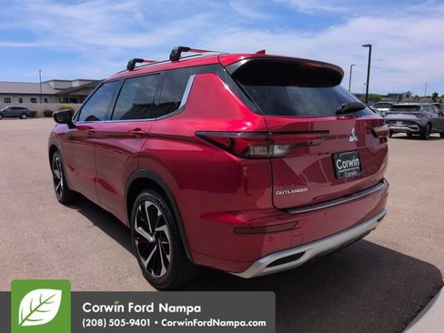 Used 2023 Mitsubishi Outlander SEL AWD/4WD image 5