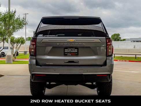 Used 2024 Chevrolet Suburban High Country image 8