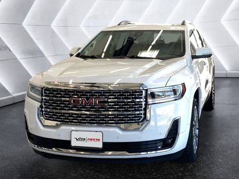 Used 2023 GMC Acadia Denali image 3