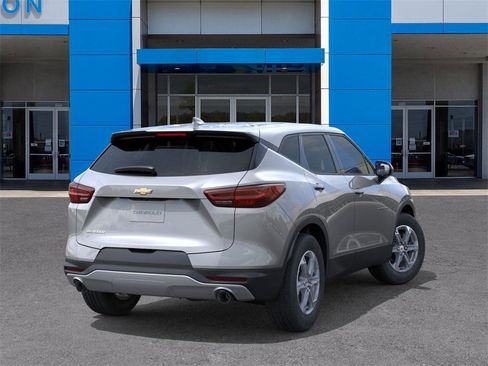 New 2025 Chevrolet Blazer LT w/ Driver Confidence Package image 4