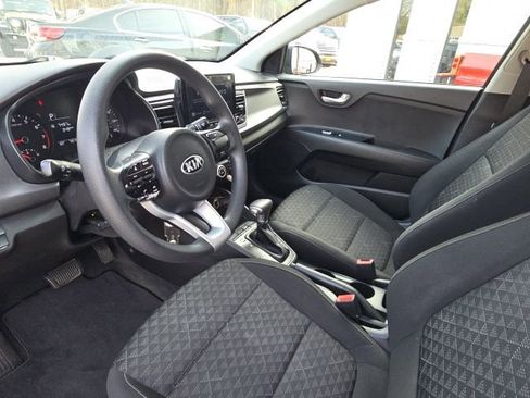 Used 2021 Kia Rio LX image 19