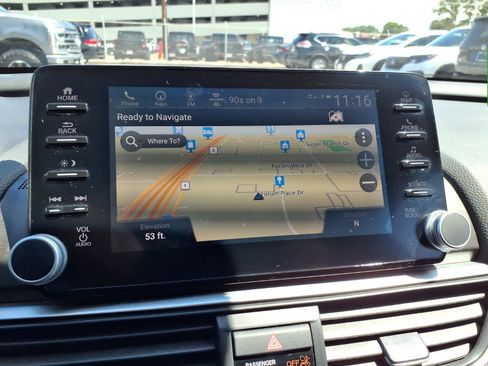 Certified 2018 Honda Accord Touring image 7