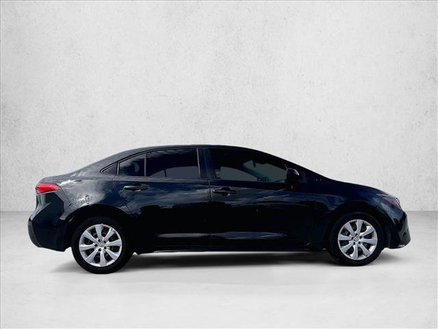 Used 2020 Toyota Corolla LE FWD image 5
