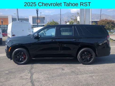 Used 2025 Chevrolet Tahoe RST w/ RST Performance Edition AWD/4WD image 3