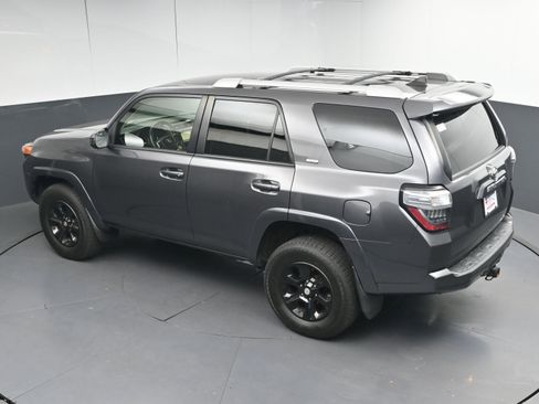 Used 2016 Toyota 4Runner SR5 image 20