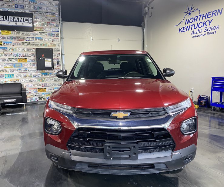 Used 2023 Chevrolet TrailBlazer LS FWD image 2