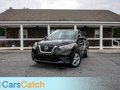 Used 2018 Nissan Kicks S