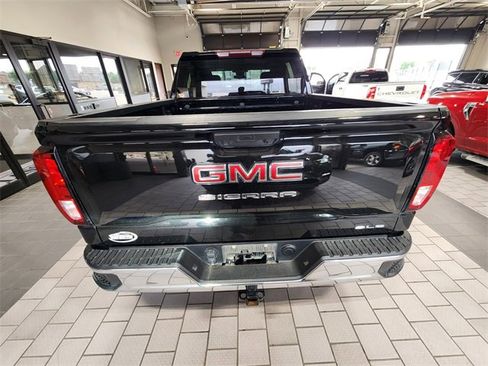 Used 2024 GMC Sierra 1500 SLE RWD image 5