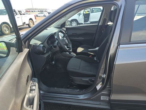 Used 2023 Nissan Kicks S FWD image 37