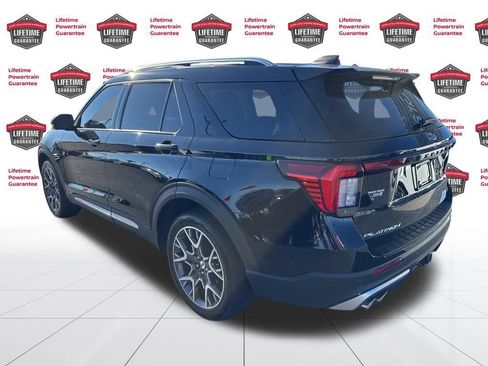 Used 2025 Ford Explorer Platinum w/ Ultimate Package image 7