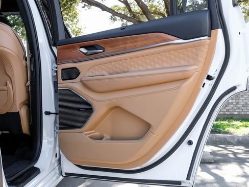 Used 2022 Jeep Grand Cherokee L Summit image 60