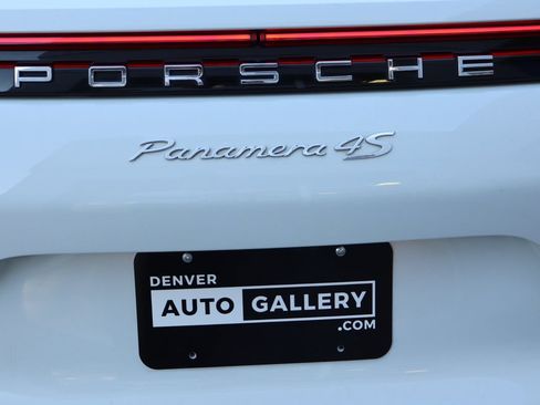 Used 2017 Porsche Panamera 4S AWD/4WD image 27