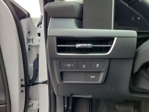 Used 2025 Hyundai Sonata SE image 23