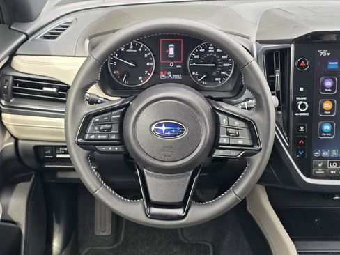 Used 2025 Subaru Forester Premium AWD/4WD image 14