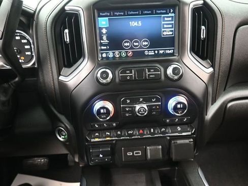 Used 2021 GMC Sierra 1500 AT4 w/ AT4 Value Package image 10