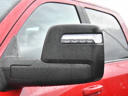 Used 2024 RAM 2500 Big Horn w/ Night Edition AWD/4WD image 14