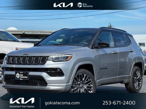 Used 2024 Jeep Compass Limited w/ High Altitude Package AWD/4WD image 1