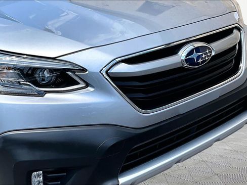 Used 2022 Subaru Outback Limited AWD/4WD image 30