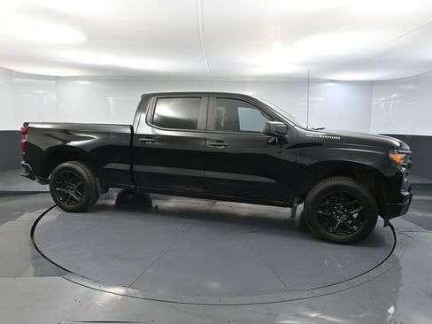 Used 2023 Chevrolet Silverado 1500 Custom image 4