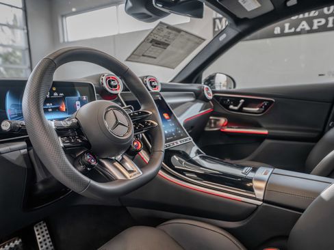 New 2025 Mercedes-Benz GLC 63 AMG S image 7