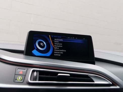 Used 2015 BMW i8 AWD/4WD image 22