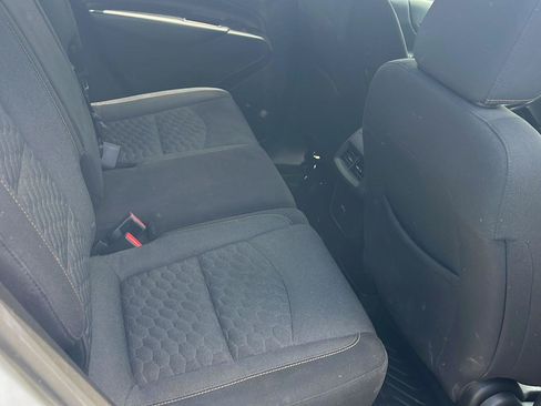 Used 2018 Chevrolet Equinox LT AWD/4WD image 24