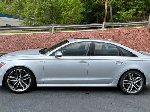 Used 2015 Audi S6 AWD/4WD image 2