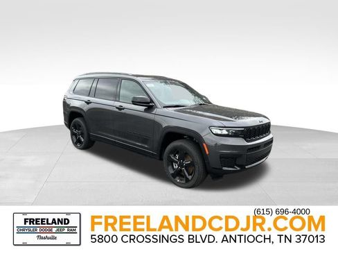 New 2025 Jeep Grand Cherokee L Altitude w/ Trailer Tow Package AWD/4WD image 1