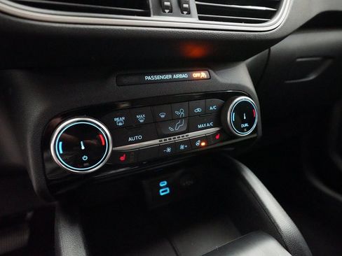 Used 2022 Ford Escape SE w/ Convenience Package image 21