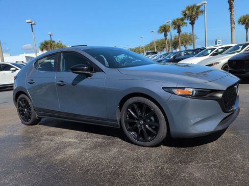 Used 2024 MAZDA MAZDA3 s image 2