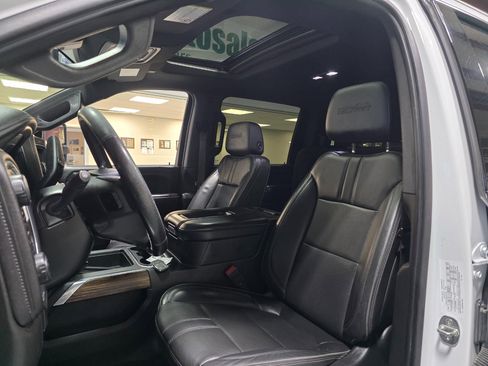 Used 2021 Chevrolet Silverado 3500 High Country w/ Z71 Off-Road Package image 16