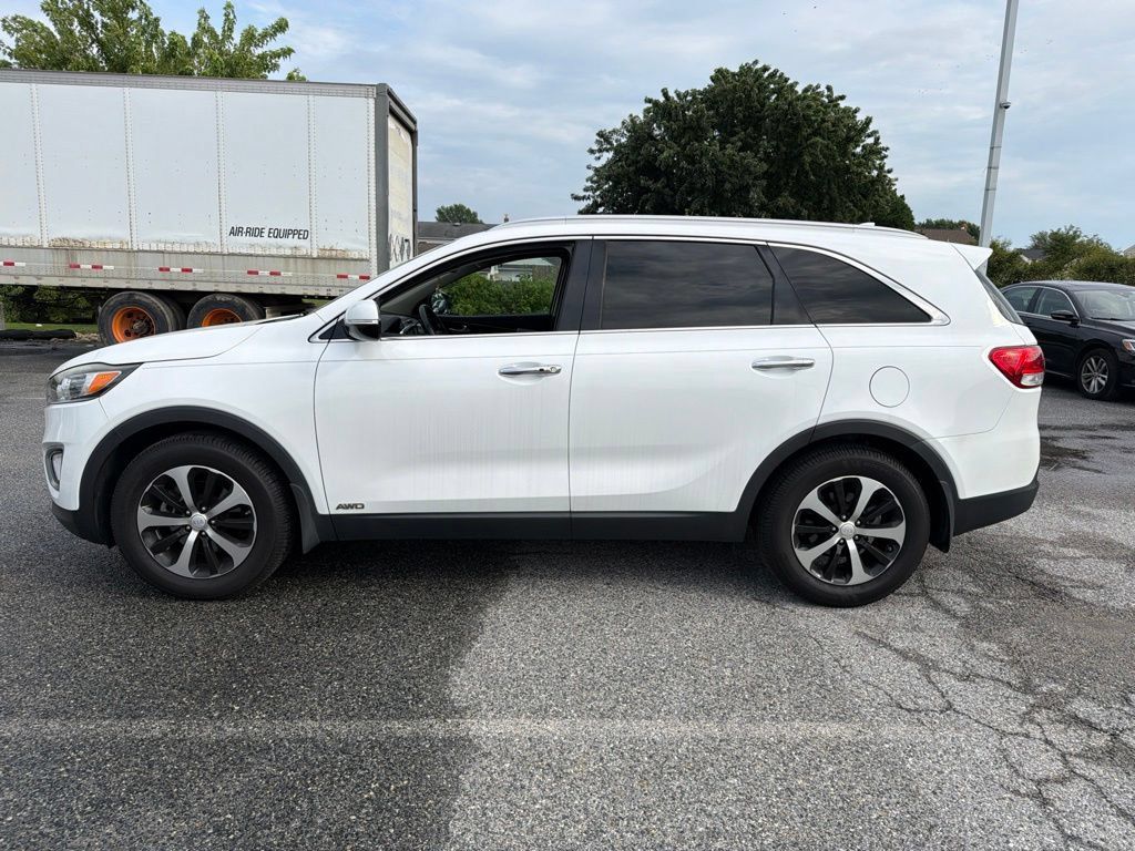 Used 2017 Kia Sorento EX AWD/4WD image 5