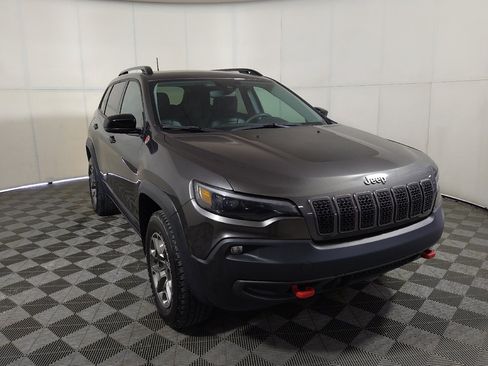 Used 2022 Jeep Cherokee Trailhawk w/ Sound & Nav Group AWD/4WD image 13
