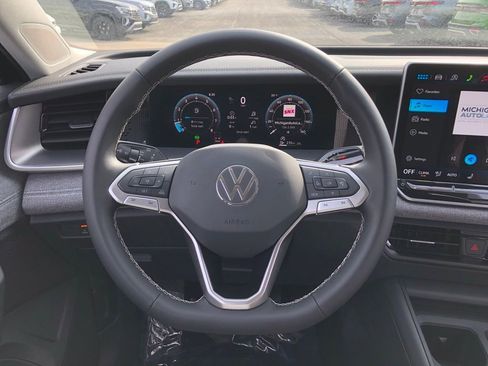 New 2026 Volkswagen Tiguan S AWD/4WD image 17