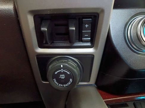 Used 2020 Ford F250 King Ranch w/ King Ranch Ultimate Package image 10