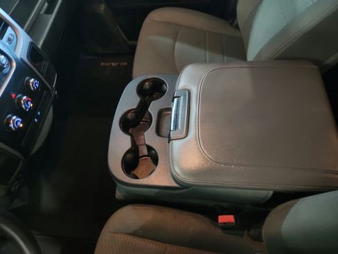 Used 2014 RAM 1500 Express image 11