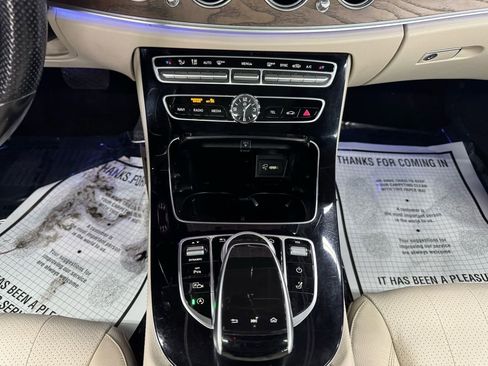 Used 2017 Mercedes-Benz E 400 4MATIC image 33