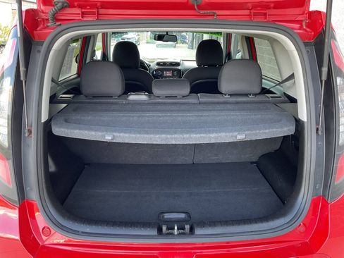 Used 2015 Kia Soul ! FWD image 29