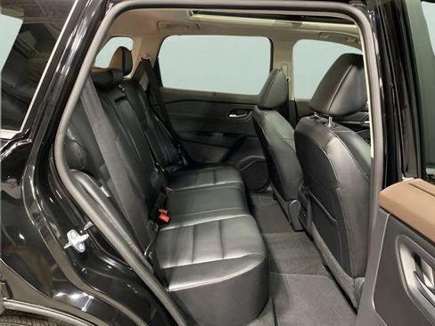 Certified 2023 Nissan Rogue SV w/ SV Premium B Package AWD/4WD image 21