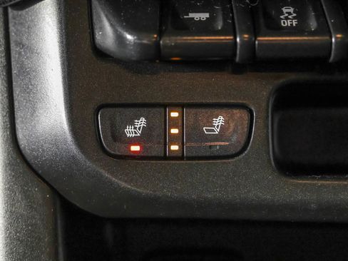 Used 2020 Chevrolet Colorado Z71 image 9