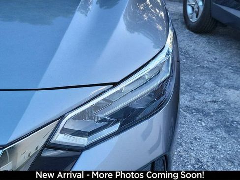 Certified 2023 Nissan Sentra SR FWD image 1