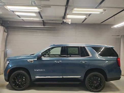 New 2026 GMC Yukon Elevation w/ Elevation Premium Package image 16