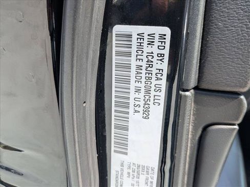 Used 2021 Jeep Grand Cherokee Limited w/ Luxury Group II RWD image 20