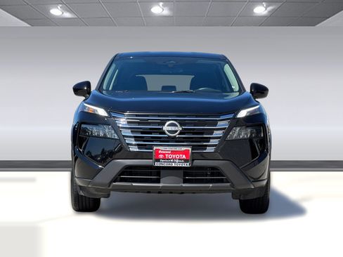 Used 2025 Nissan Rogue SV AWD/4WD image 5