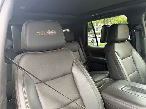 Used 2021 Chevrolet Tahoe High Country w/ Premium Package AWD/4WD image 29