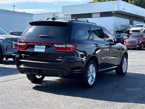 Used 2023 Dodge Durango GT AWD/4WD image 3