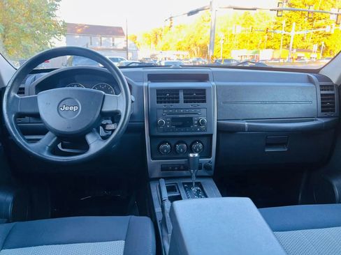 Used 2009 Jeep Liberty Sport w/ Popular Equipment Group image 20