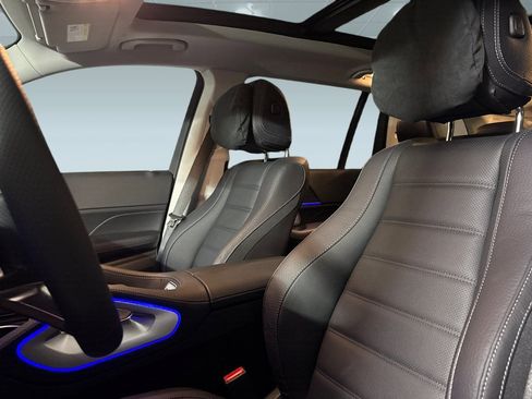 New 2026 Mercedes-Benz GLS 450 4MATIC image 18