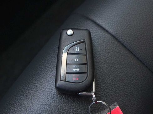 Used 2024 Toyota Camry SE FWD image 28