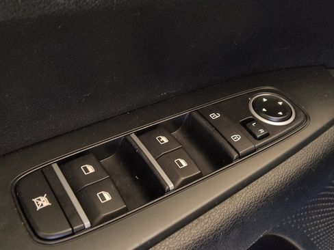 Used 2019 Kia Forte LXS FWD image 27